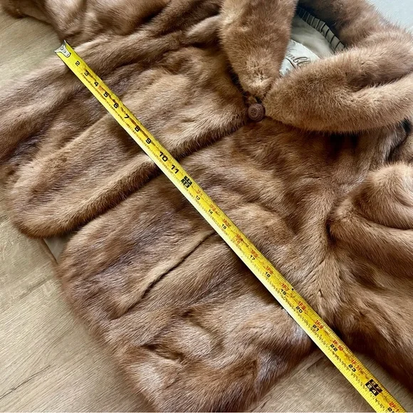 Luxury Kimble Furs Genuine Mink Fur Brown Crop Short Coat, Mint Vintage Size M